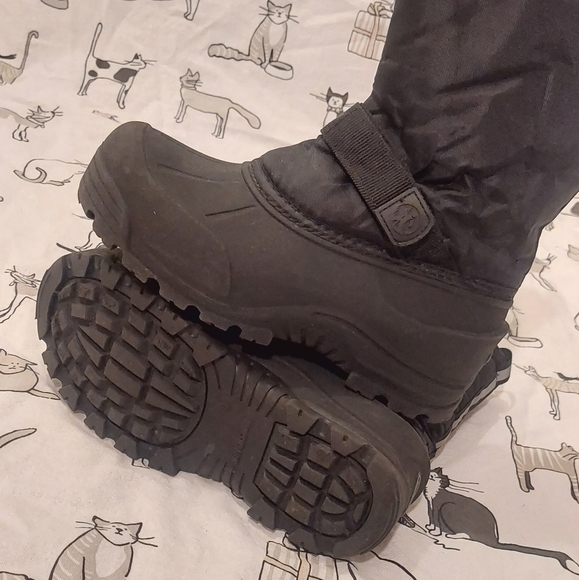 Snowboots size 4 - Picture 7 of 10